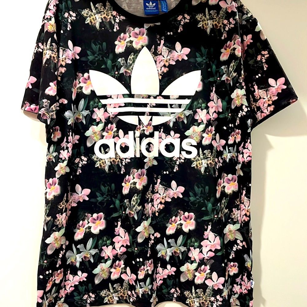 Adidas oversized floral print t-shirt